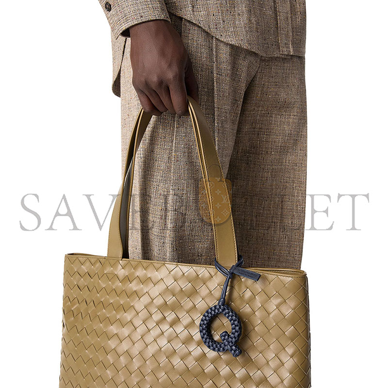 BOTTEGA VENETA LETTER Q CHARM 844690V3D814140 BOTTEGA VENETA LETTER Q CHARM 844690V3D814140